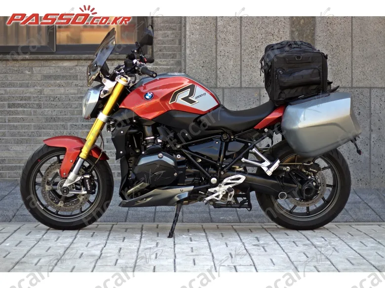 BMW R 1200 R - фото 1