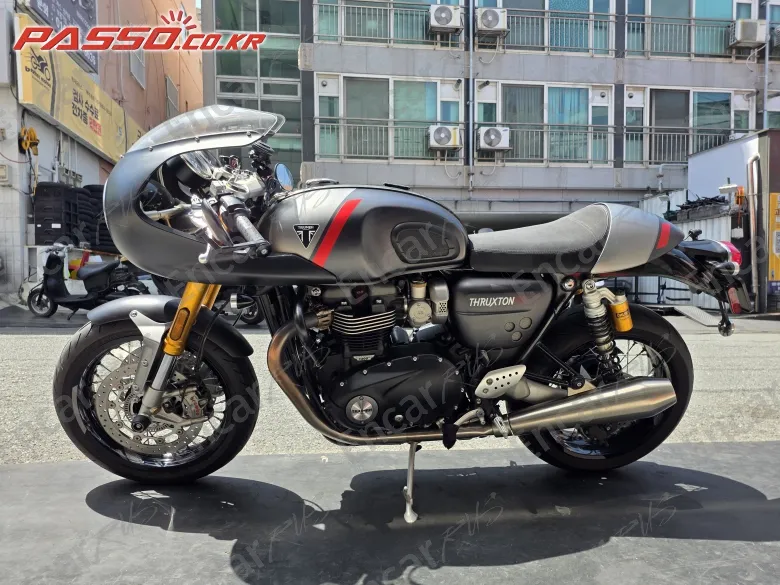 TRIUMPH THRUXTON RS - фото 1