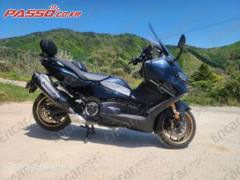 YAMAHA T MAX 560 - фото 0