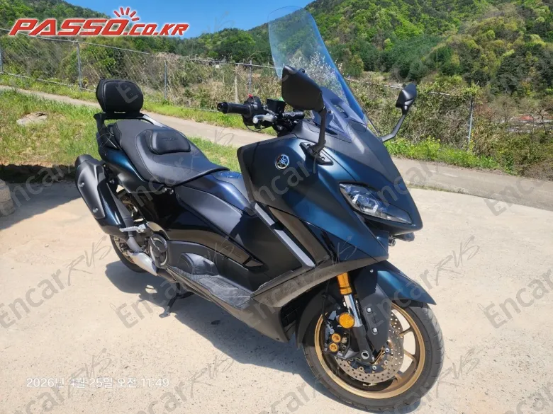 YAMAHA T MAX 560 - фото 4