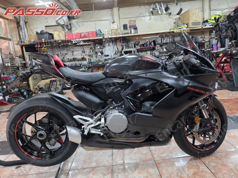 Ducati Panigale V2 - фото 0