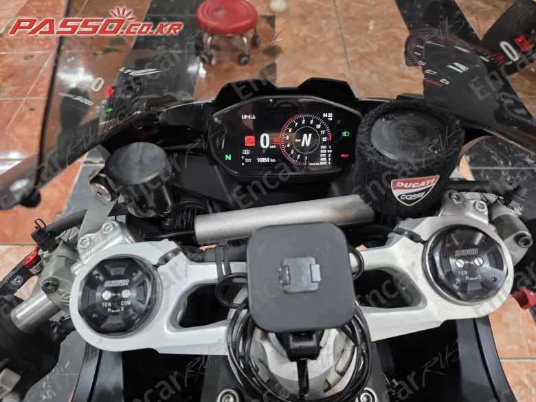 Ducati Panigale V2 - фото 3