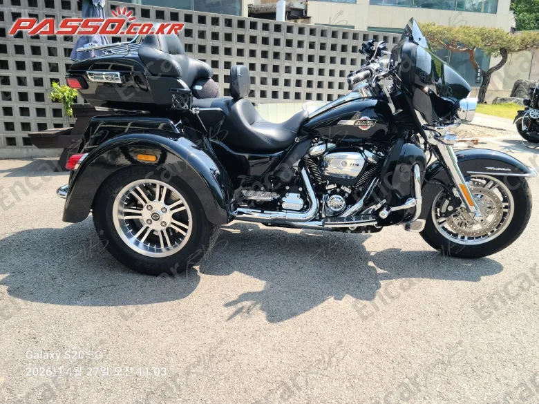 Harley-Davidson Flhtcutg Tri Glide Ultra Classic - фото 0