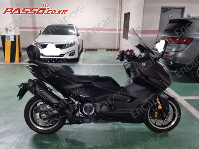 YAMAHA T MAX 560 - фото 0