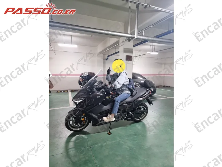 YAMAHA T MAX 560 - фото 1