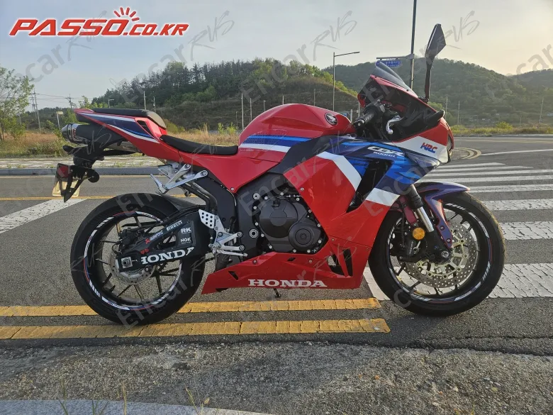HONDA CBR 600 RR - фото 0