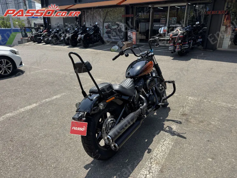 Harley-Davidson Street Bob 114 - фото 3