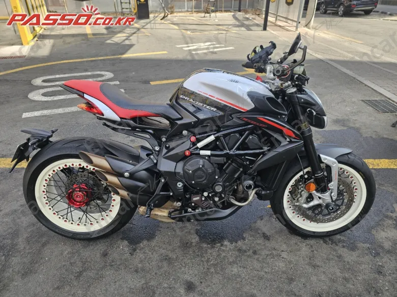 Mv Agusta Dragster 800 Rr - фото 0