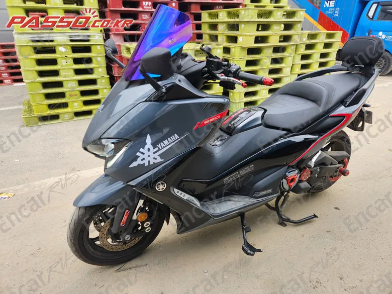 YAMAHA T MAX 560 - фото 1