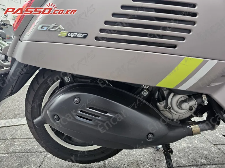 Vespa Gts 125 Super - фото 4