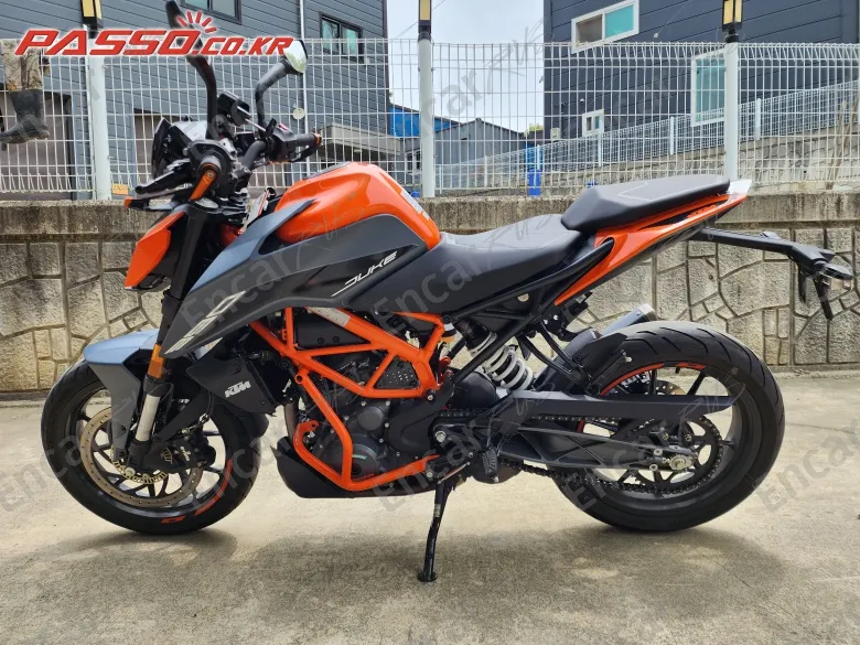 Ktm 390 Duke - фото 1