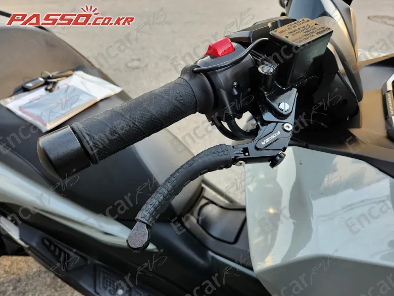 Honda Forza 350 - фото 6