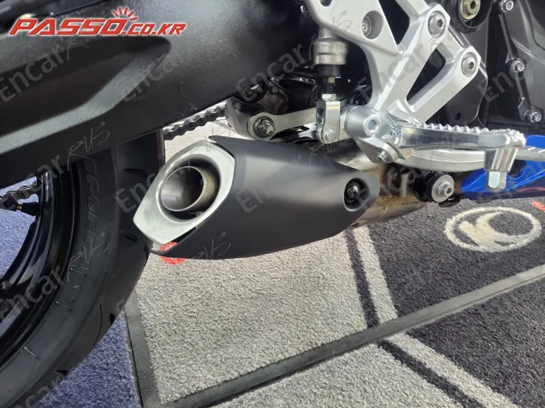 Suzuki Gsx 8 R - фото 6