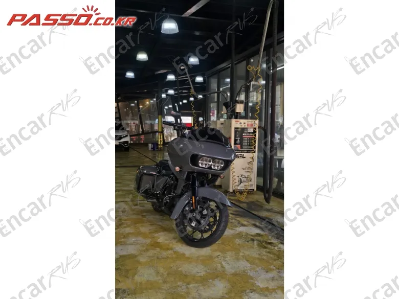 HARLEY-DAVIDSON ROAD GLIDE SPECIAL - фото 5