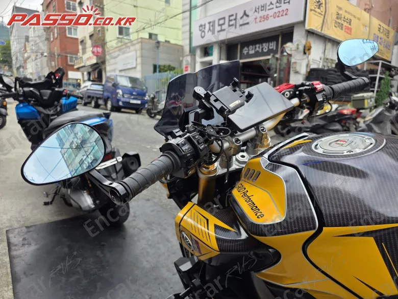 YAMAHA MT 10 SP - фото 3