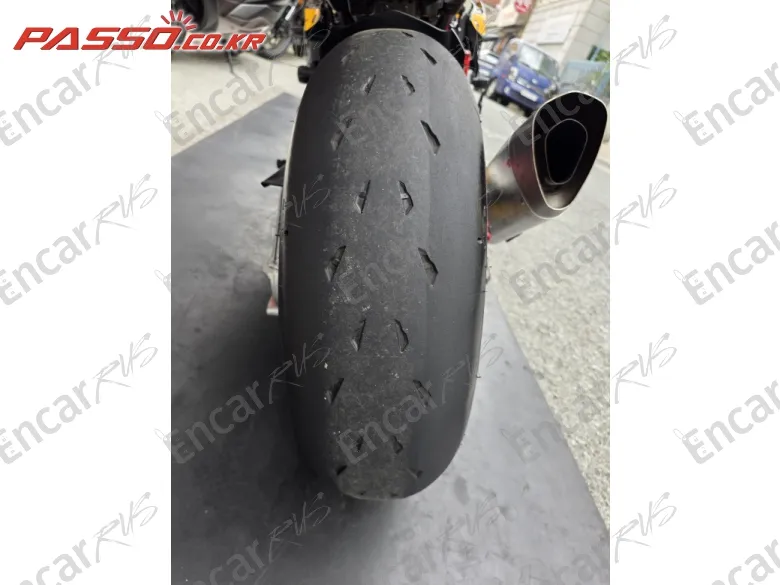 YAMAHA MT 10 SP - фото 5
