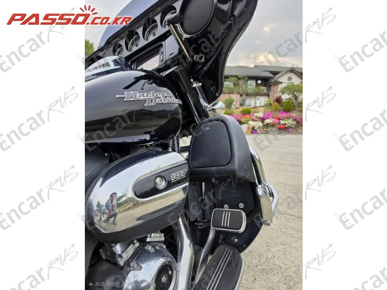 Harley-Davidson Flhx - фото 5
