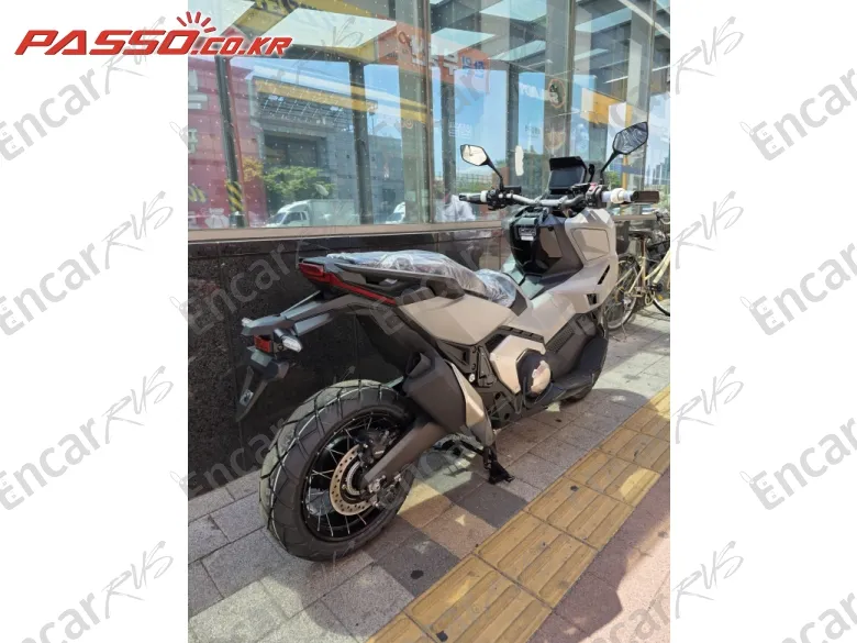 Honda X Adv - фото 2