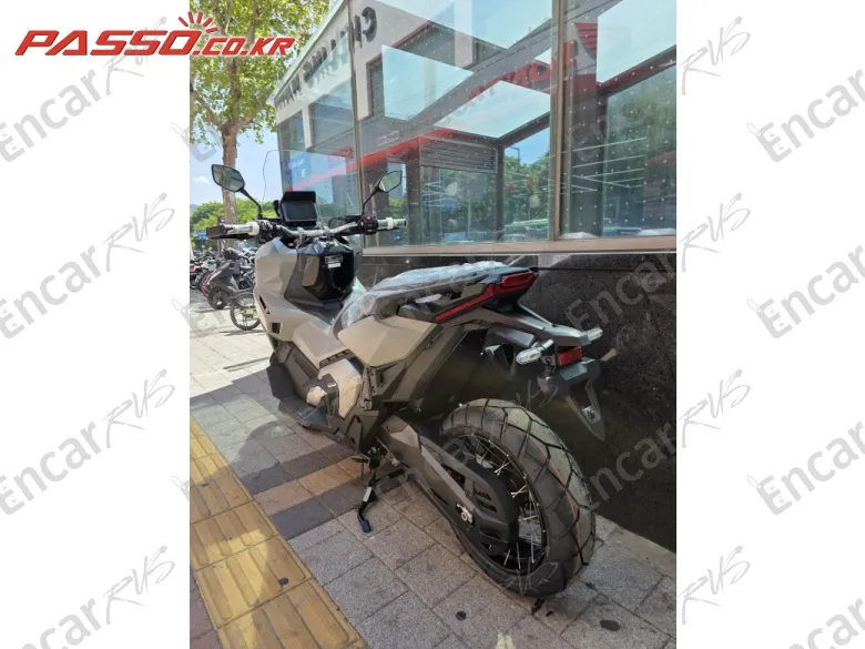 Honda X Adv - фото 3