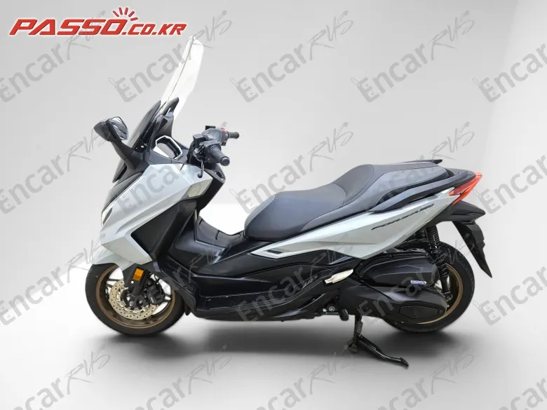 Honda Forza 350 - фото 1