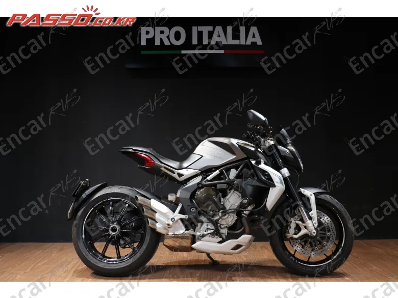 Mv Agusta Dragster 800 Rc - фото 0