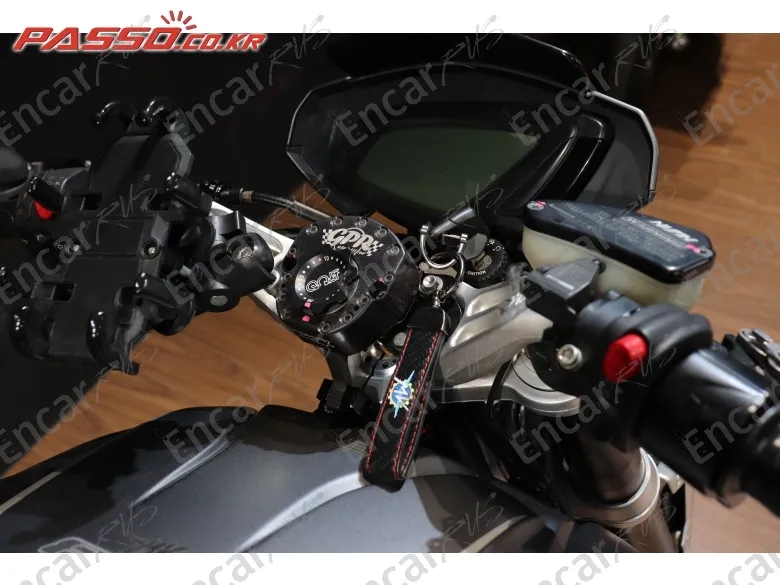 Mv Agusta Dragster 800 Rc - фото 3