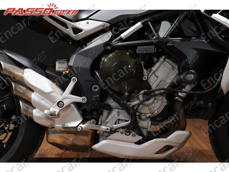 Mv Agusta Dragster 800 Rc - фото 4