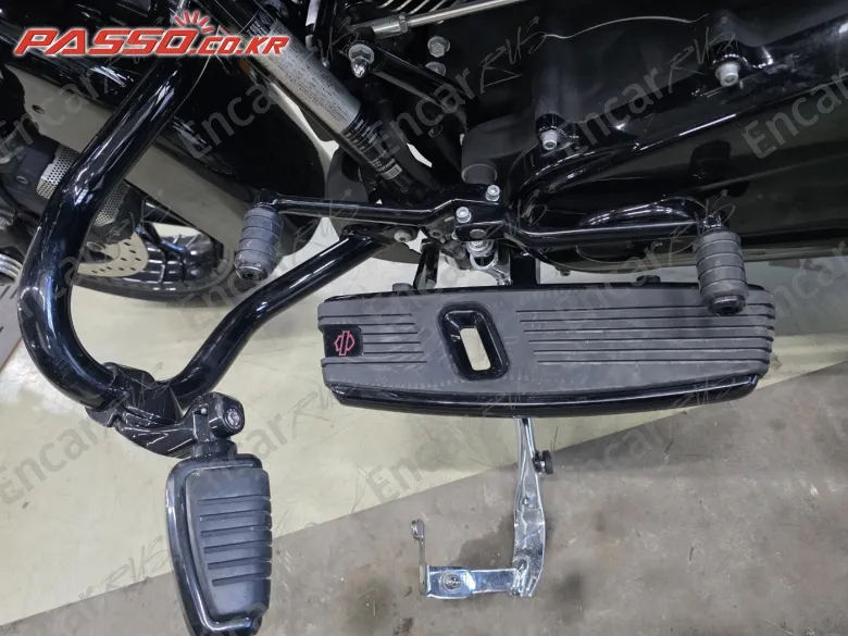 Harley-Davidson Road King Special - фото 1