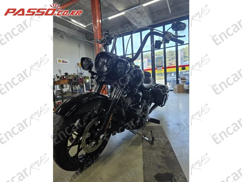 Harley-Davidson Road King Special - фото 5