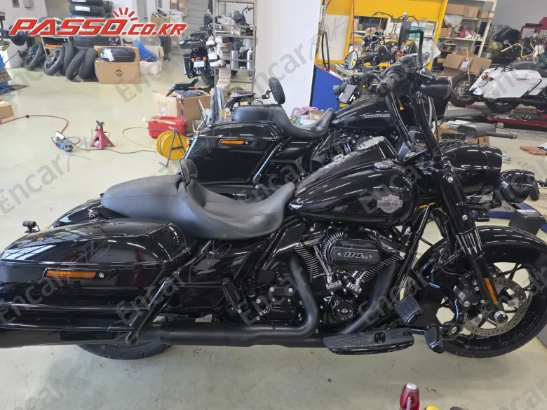 Harley-Davidson Road King Special - фото 6