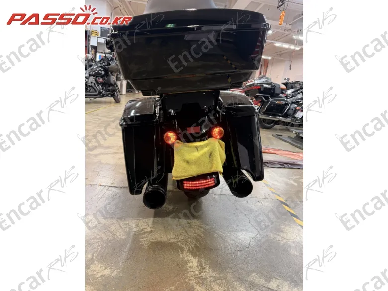 HARLEY-DAVIDSON ROAD GLIDE SPECIAL - фото 2