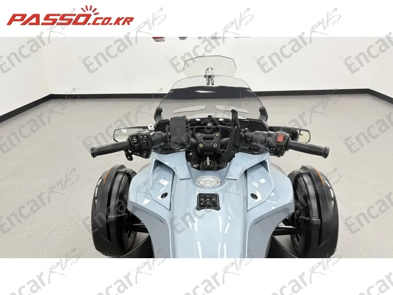 Brp Can-Am Spyder F3 Limited - фото 3