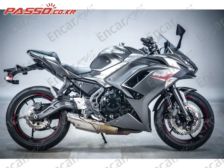 Kawasaki Ninja 650 - фото 0