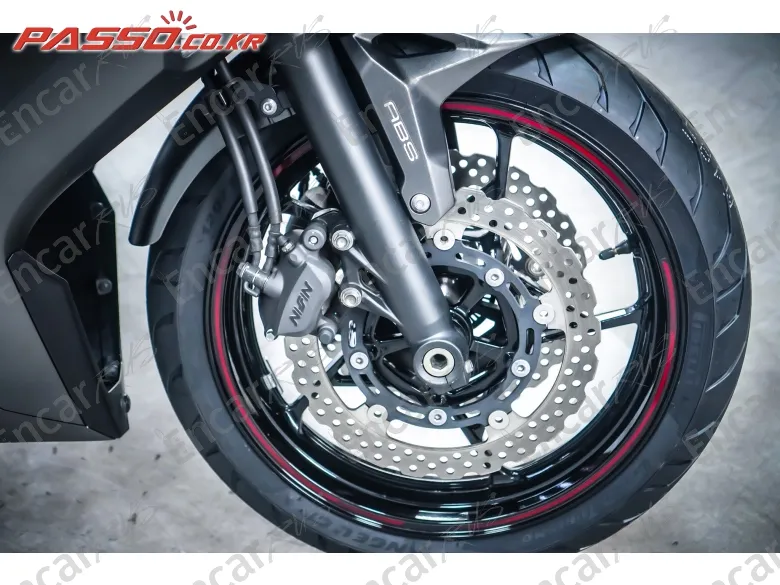 Kawasaki Ninja 650 - фото 5