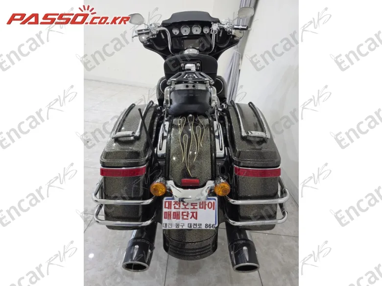 Harley-Davidson Flhxs Street Glide Special - фото 2