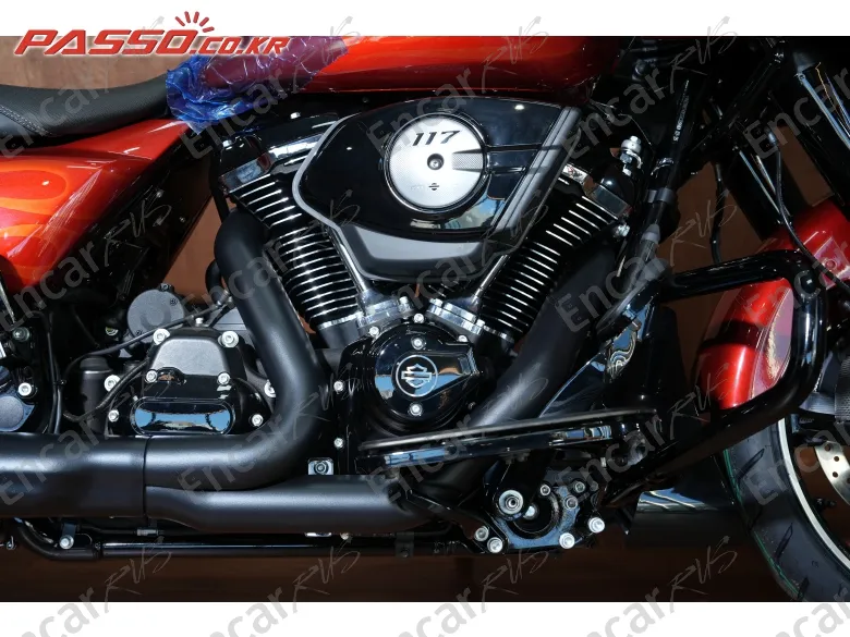 HARLEY-DAVIDSON FLTR - фото 4