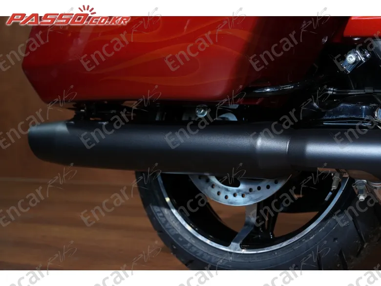 HARLEY-DAVIDSON FLTR - фото 6