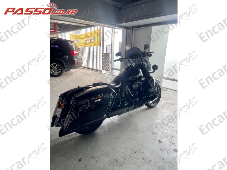 HARLEY-DAVIDSON ROAD GLIDE SPECIAL - фото 0