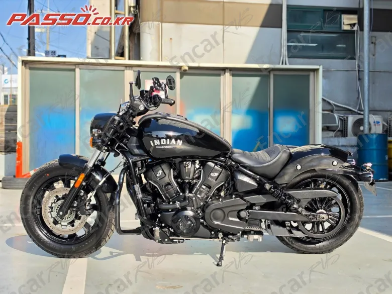 Indian Scout Bobber - фото 1