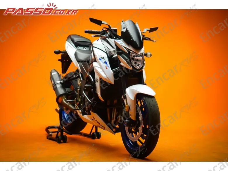Suzuki Gsx S 750 - фото 0