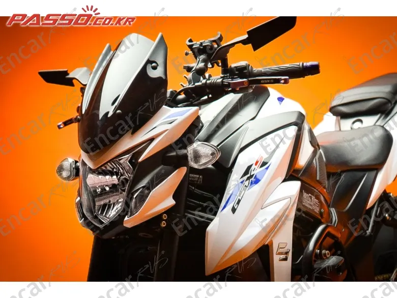 Suzuki Gsx S 750 - фото 4