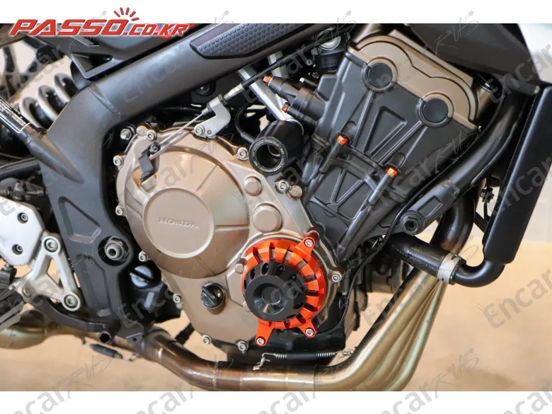 HONDA CB 650 F - фото 4