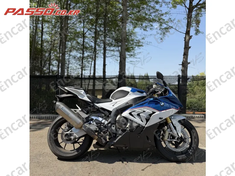 BMW S 1000 RR - фото 0