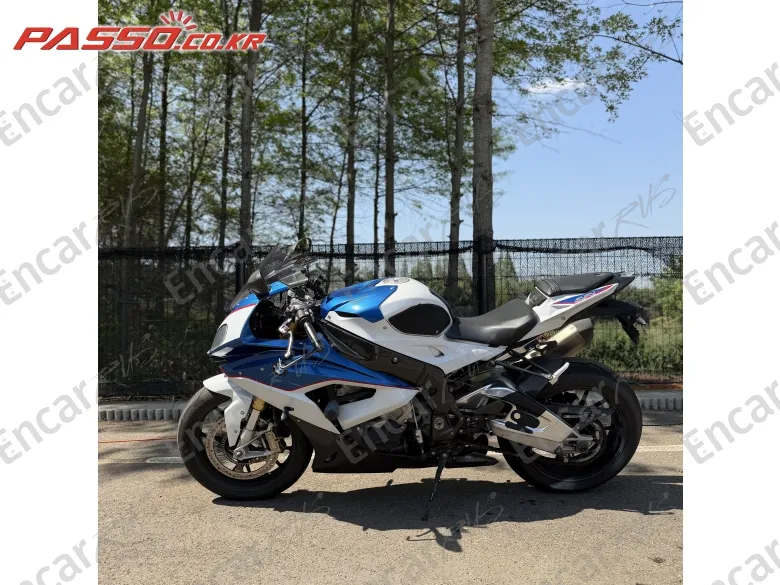 BMW S 1000 RR - фото 1