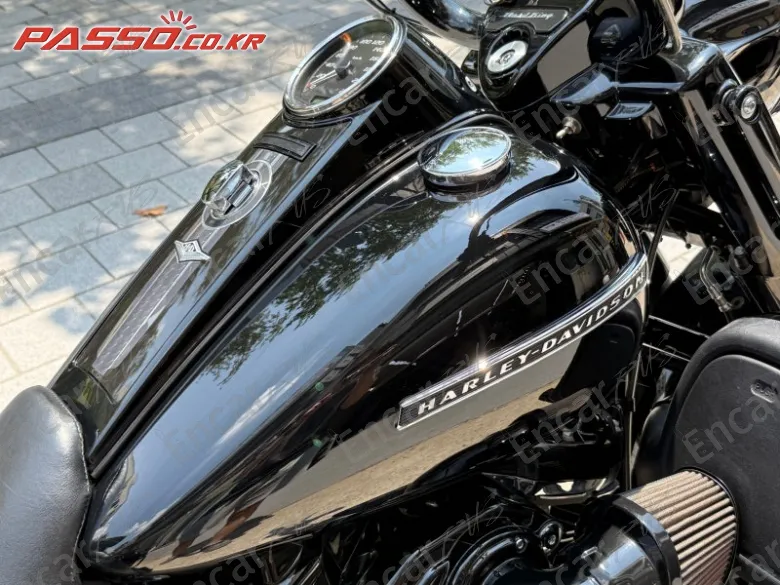 Harley-Davidson Road King Special - фото 6