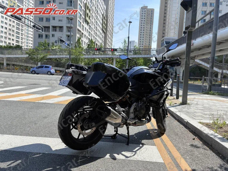 Bmw F 900 Xr - фото 0