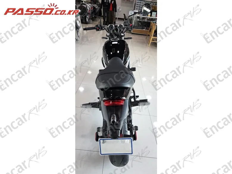 Kawasaki Z 650 Rs Abs - фото 2