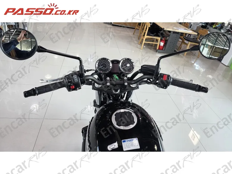 Kawasaki Z 650 Rs Abs - фото 3