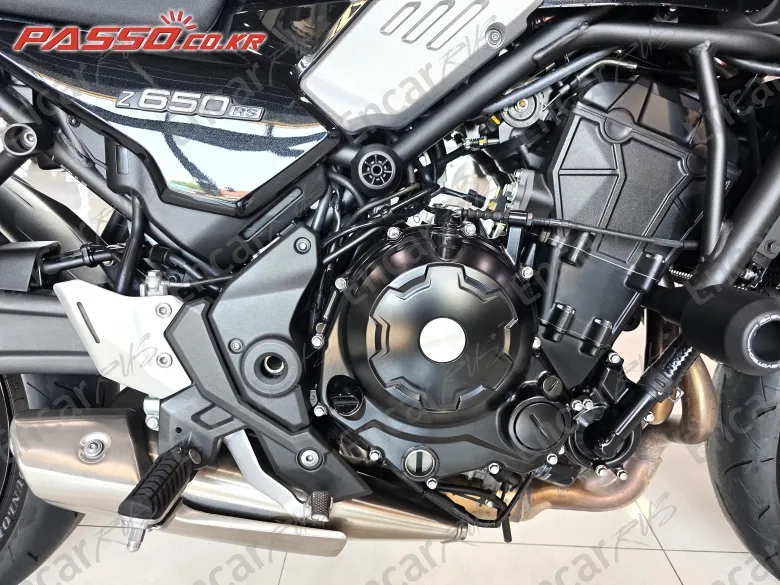 Kawasaki Z 650 Rs Abs - фото 4