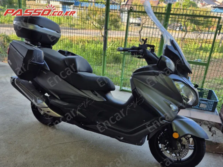 Suzuki Burgman 650 - фото 0